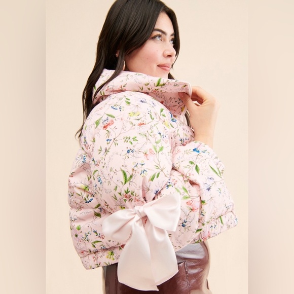 Selkie The Marshmellow Puffer Pink Floral Cropped Coquette Puff Sleeve Coat XS - Picture 3 of 11